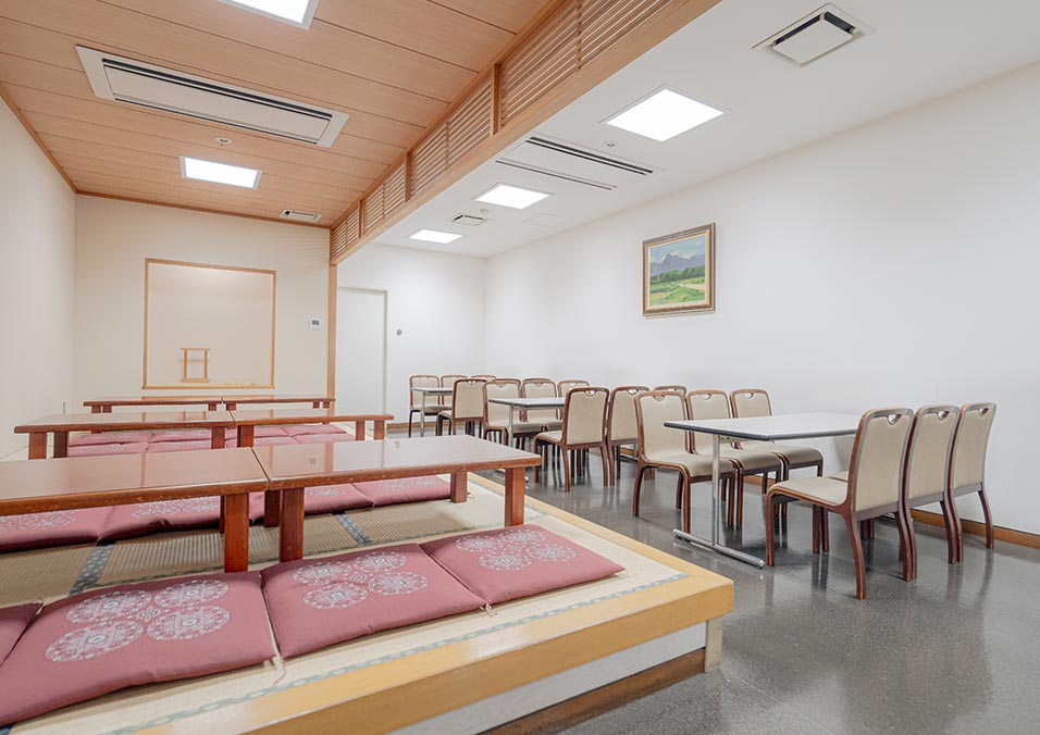 落合斎場の休憩室の写真