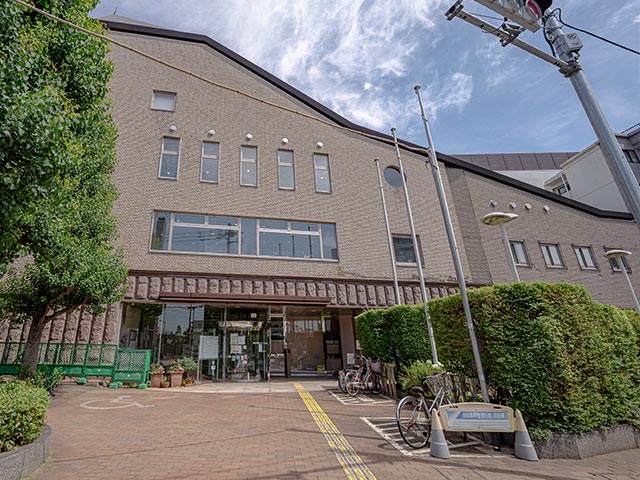 新宿区にある若松地域センターの外観写真